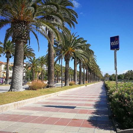 Apartment In Salou, Escaladei Экстерьер фото